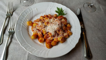 Tavernetta Del Cavaliere food