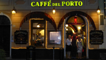 Caffe Del Porto outside
