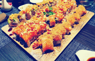 Sushi King 2 food