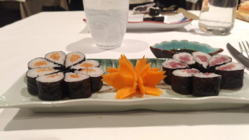Sakari Sushi food
