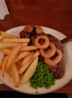 The Windsor Arms food