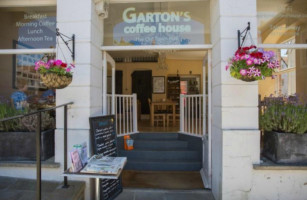 Gartons Coffee House outside