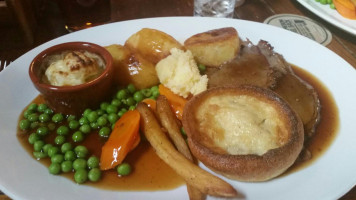 The Builders Arms food