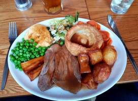 Crown And Anchor food