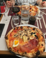 Lievito Pizza E Birra food