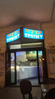 Pizza Sprint inside