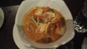 Lux Thai food