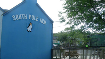 South Pole Inn outside