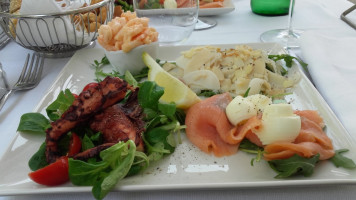 Le Ancore Della Bastia food