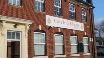 Curry N Grill House outside
