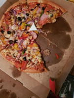 Pizza Hut Delivery St Albans food