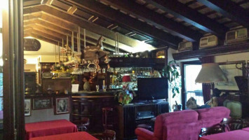 Taverna Del Gatto Nero inside