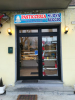 Nuovareggio Pasticceria outside