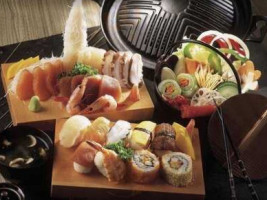 Sushi Harvest food