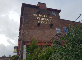 The Bull Stirrup Pub outside