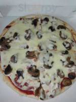 Pizzeria 595 food