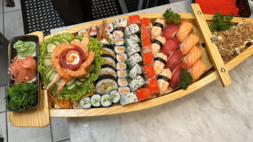 Uzume Sushi Overpoort food