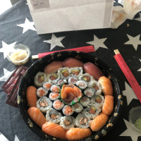 Amo Sushi food