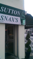 Sutton Snax outside
