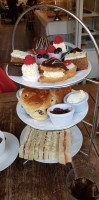 The Polly Tearooms food