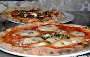 Pizza Verace food
