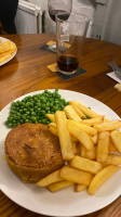 The Old Yew Tree Inn food