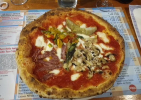 Pizzeria Bella Ischia food