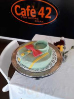 Cafe 42 Closed food
