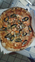 Pizza Mania Di Montis Giovanni Battista food