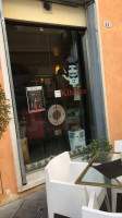 Vincenzo Art Cafe outside