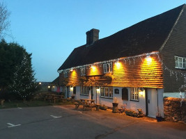 The Boar's Head Pub And food