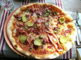 Classic Pizza Redi food