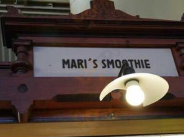 Mari's Smoothie menu