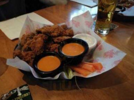 Sticky Wingers food