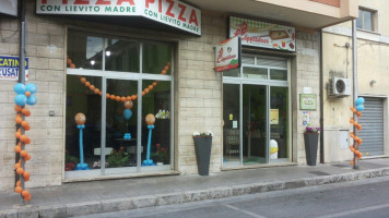 Pizzeria-rosticceria L'appetitosa outside