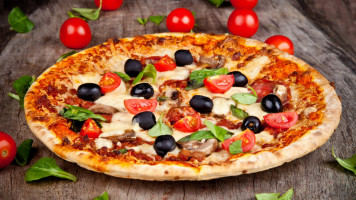 Mangio Pizza Kebab food