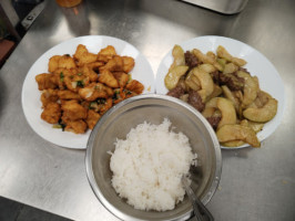 Chow Thai Kitchen food