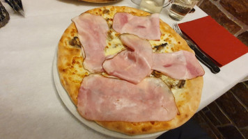 Pizzeria Da Nino Di Longobardi Aniello E C food