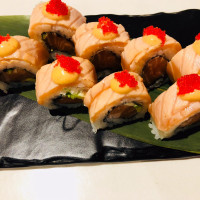 King Sushi food