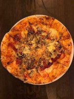 Bistro-pizzeria Dalmatino food