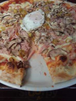 Pizzeria Sut food