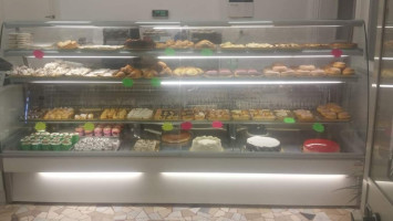 Tortas Y Dulces Lalo food