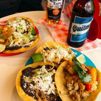 Tacos Locos Streetfood food