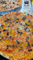 Trattoria Pizzeria Al Lupo food