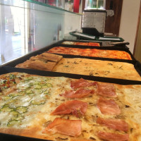 Pizzeria Viale Roma food