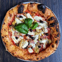 La Verace Pizzeria Napoletana Street Food food