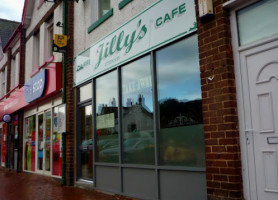 Jilly's Cafe outside