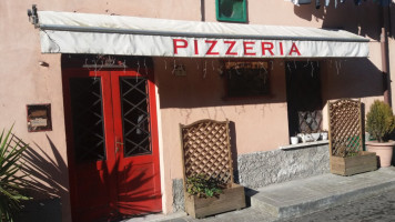 Pizzeria Del Contrario Di Tonarelli Norberto outside