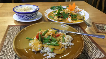 Amphawan Thai Cuisine food