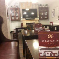 Straffan Inn inside